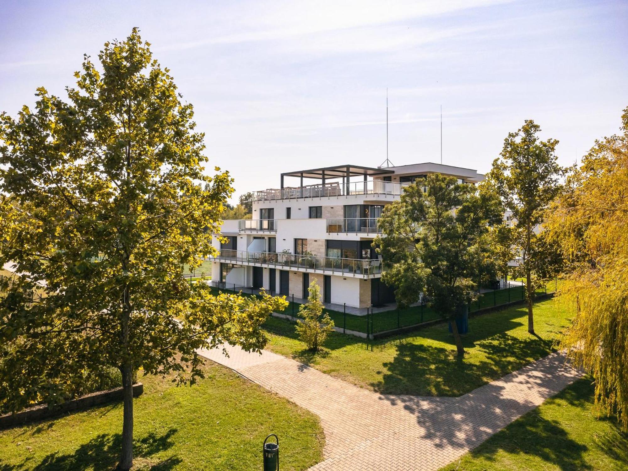 Apartment Balaton Bliss Lakeside Siofok