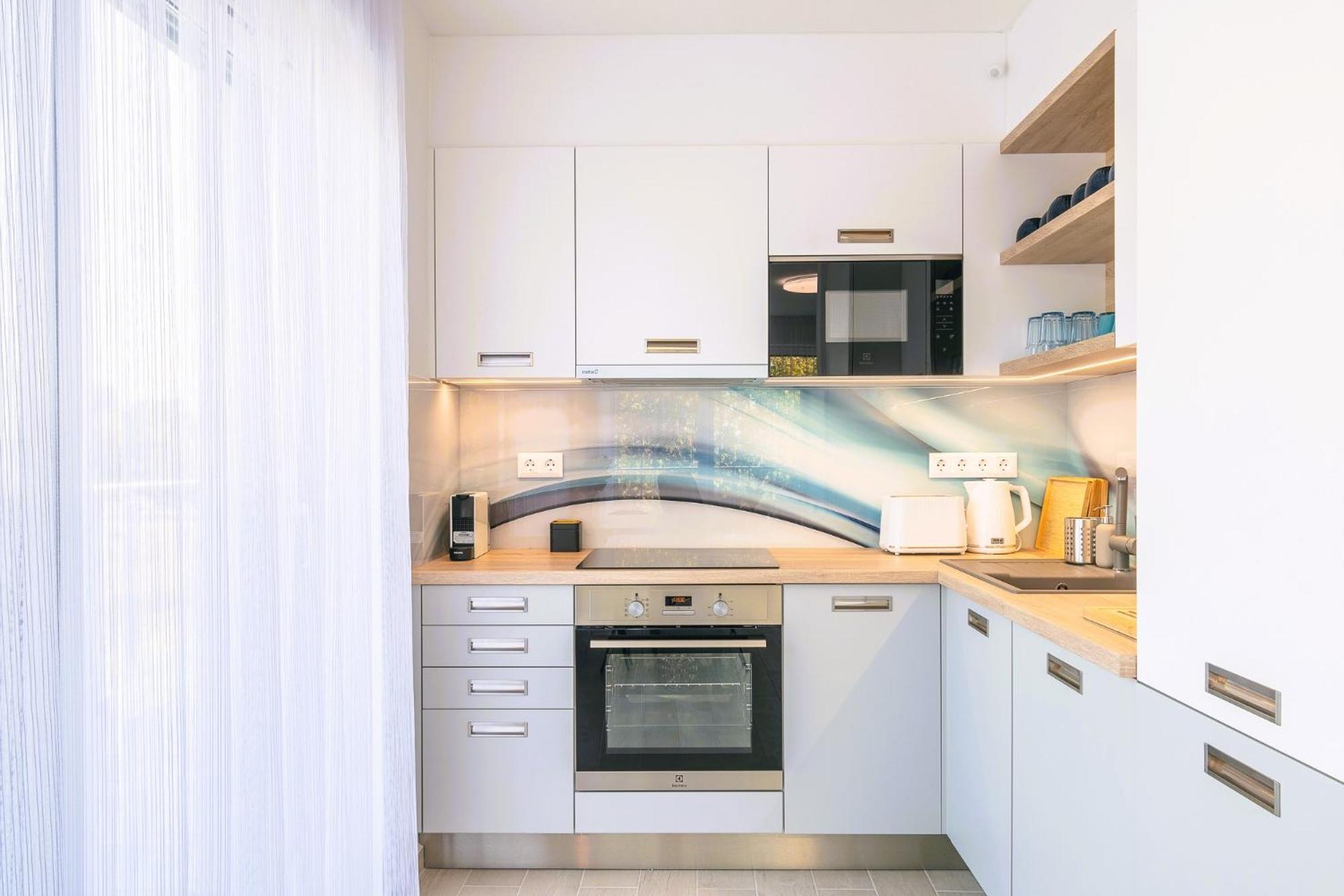 Balaton Bliss Lakeside Apartment